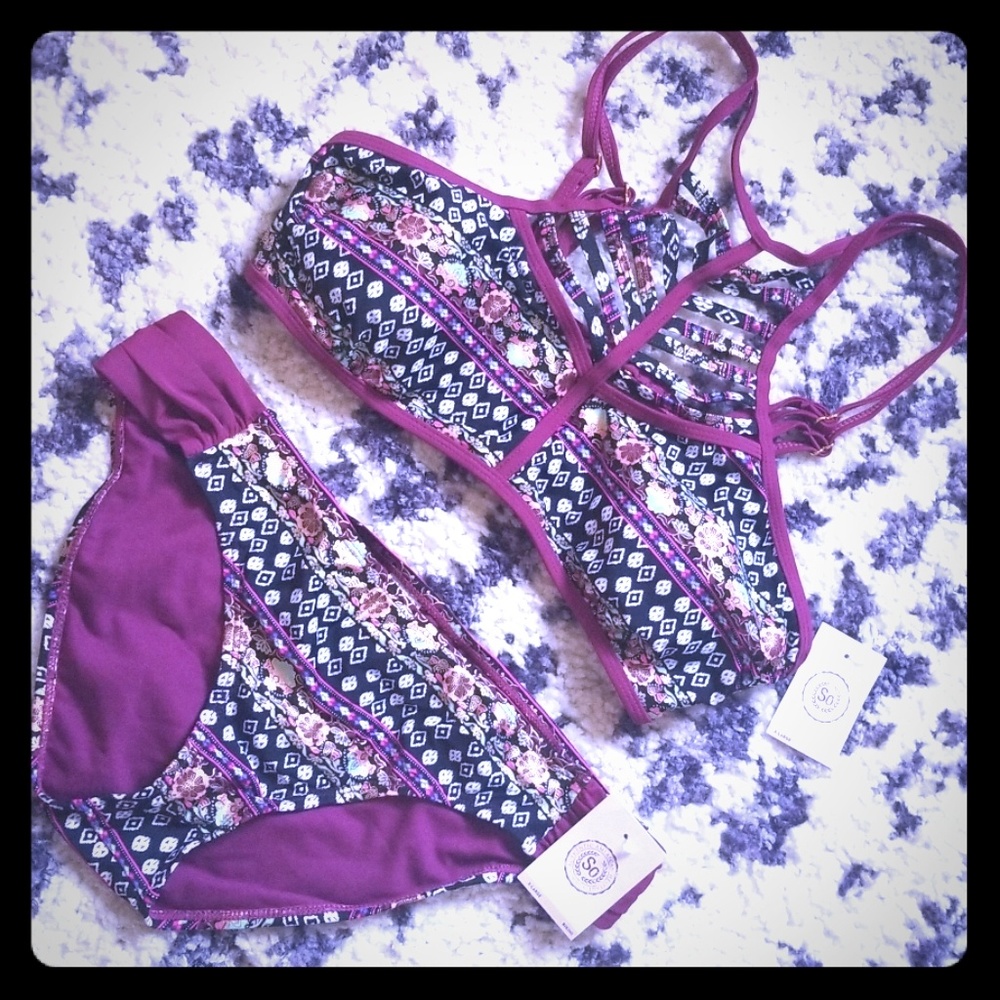 High Neck Strappy Bikini